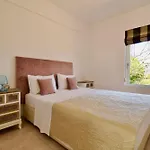 Archontariki Suites & Apartments * Lakíthra
